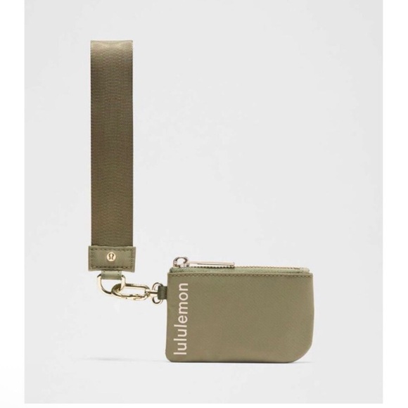 💚🤍Lululemon Dual Pouch Wristlet🤍💚
********Bay Leaf / Light Ivory************ - Picture 5 of 15